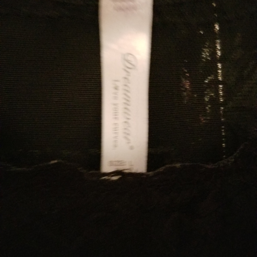 Dress - Picture 3 of 3